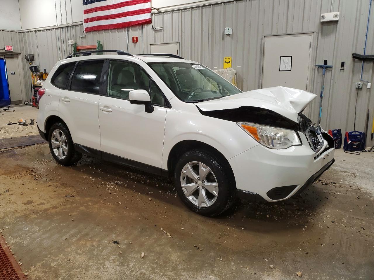 2016 Subaru Forester 2.5I Premium - Image 4