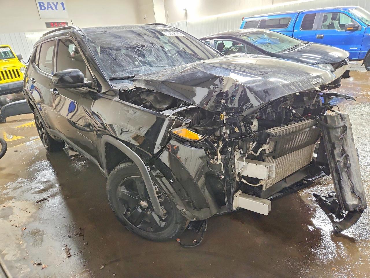 2021 Jeep Compass Latitude - Фото 4