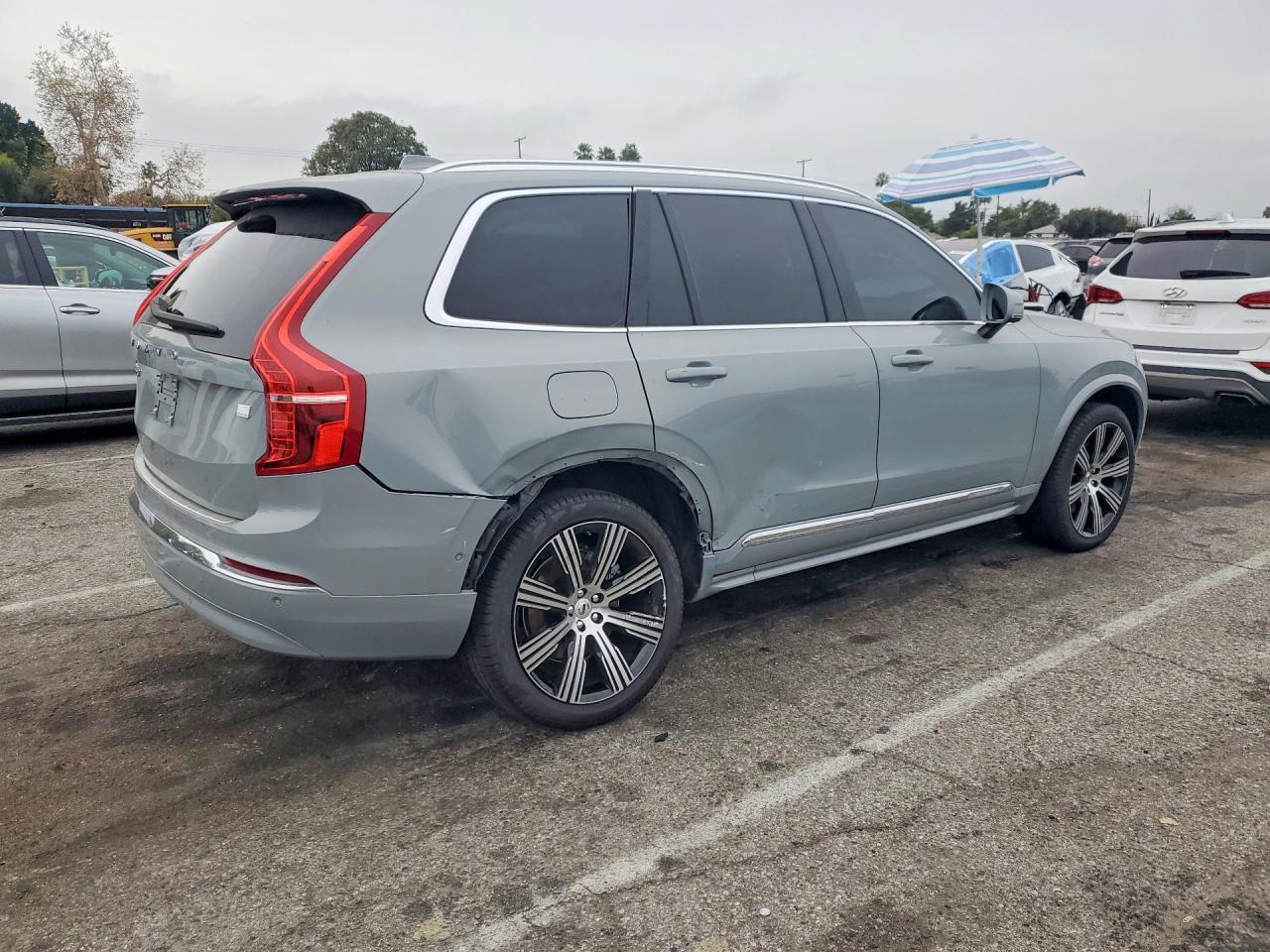 2024 Volvo Xc90 Ultimate - Image 3