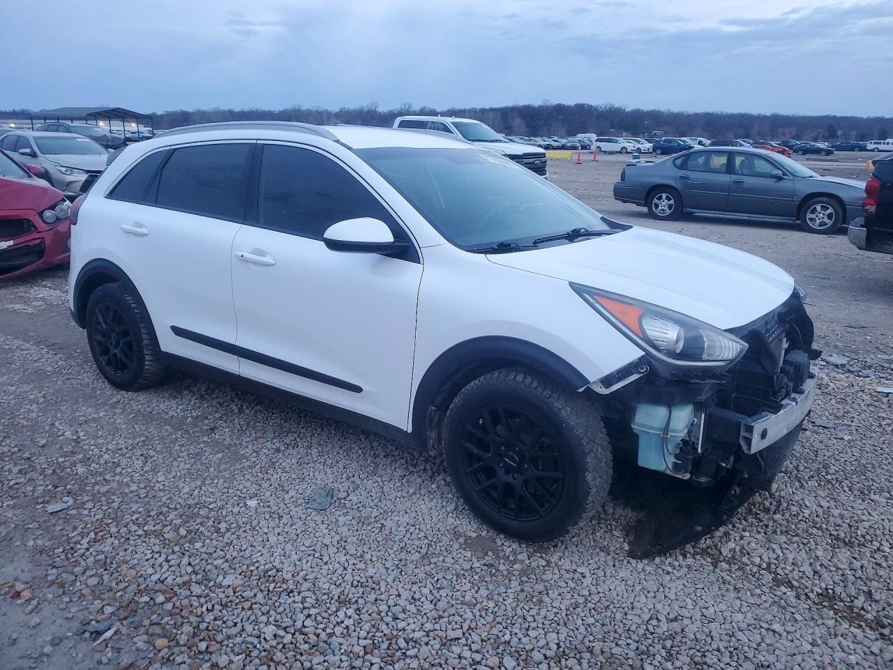 2017 Kia Niro - Image 4