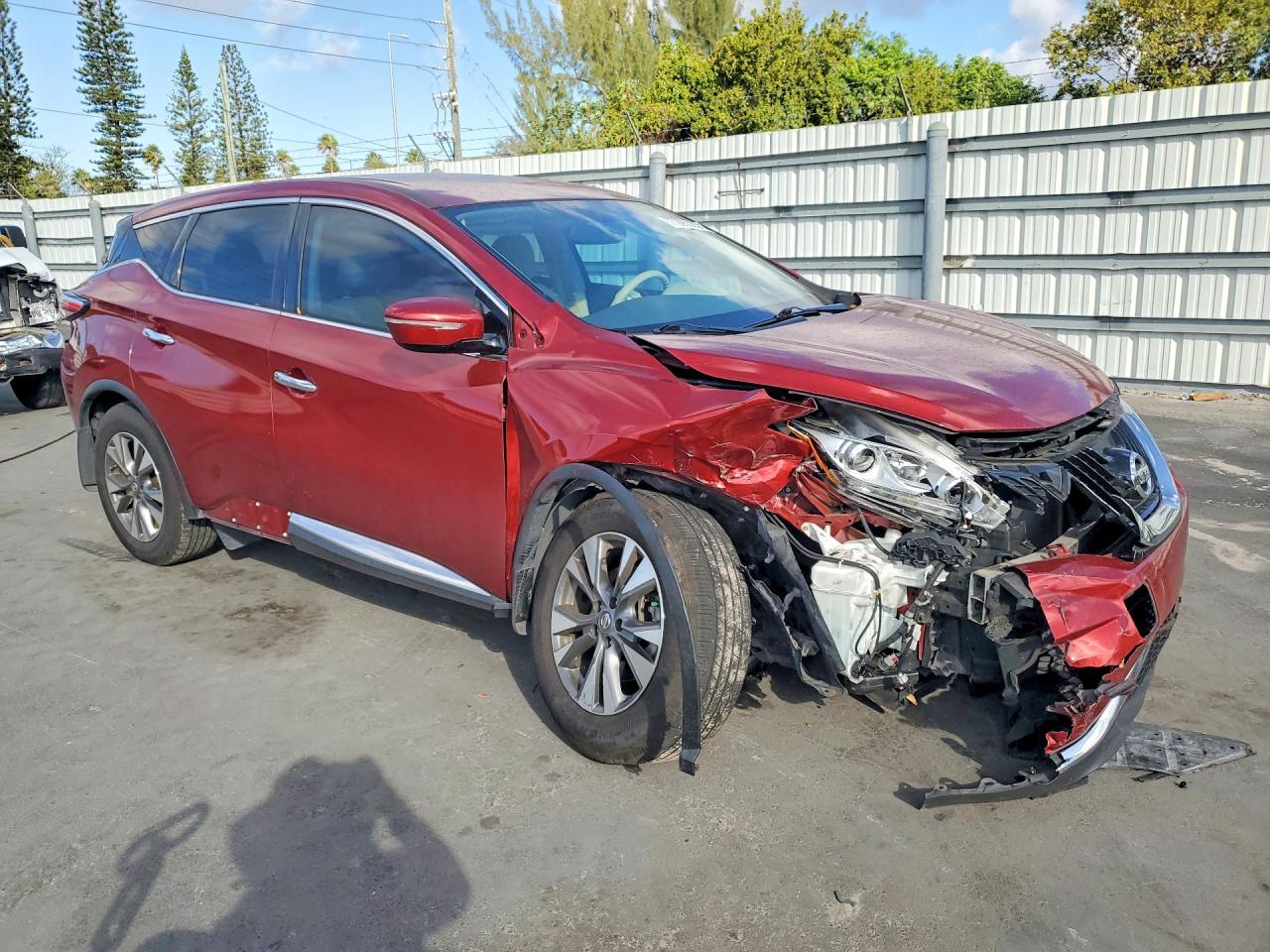 2015 Nissan Murano S - Image 4