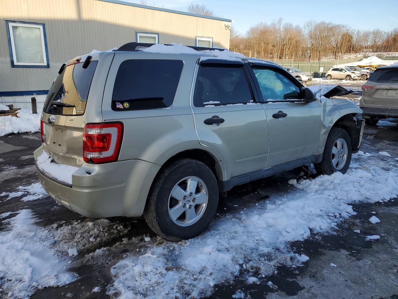 2012 Ford Escape Xlt - Image 3
