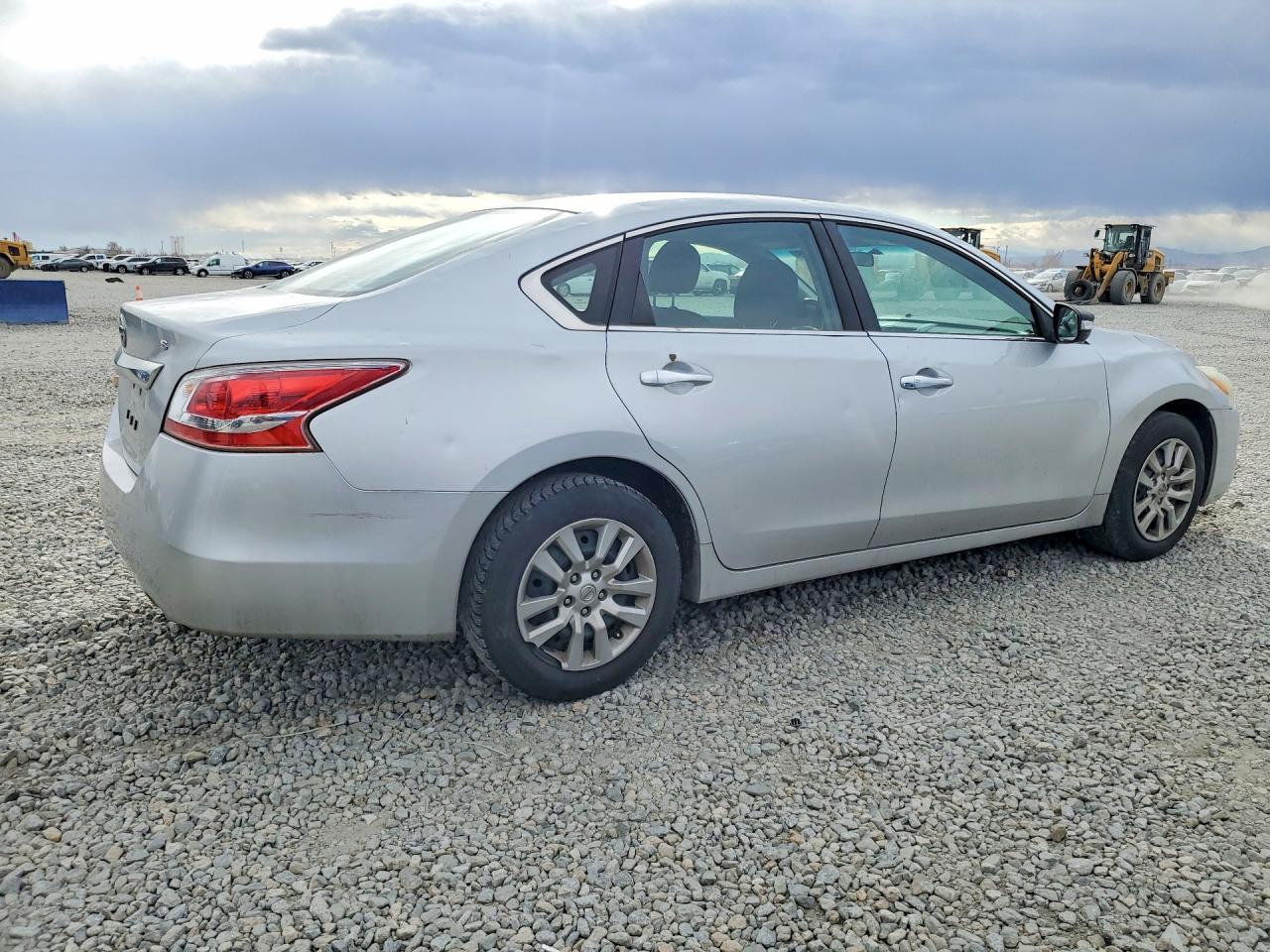 2015 Nissan Altima 2.5 - Image 3