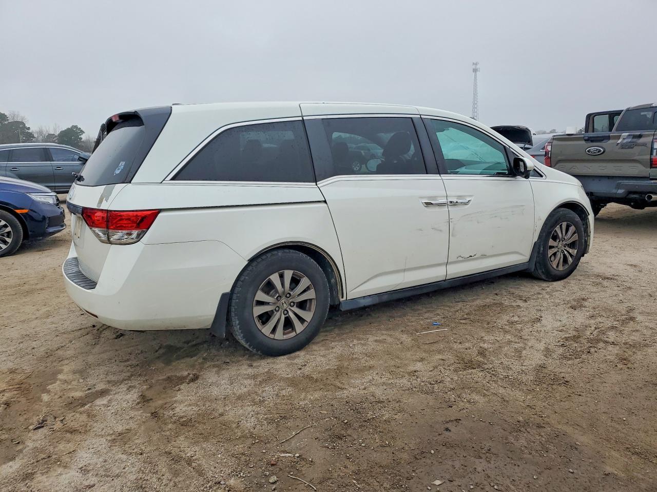 2014 Honda Odyssey Exl - Image 3