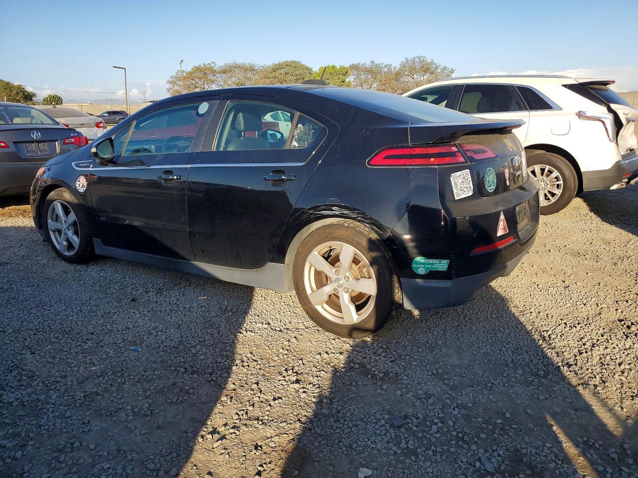 2015 Chevrolet Volt - Фото 2