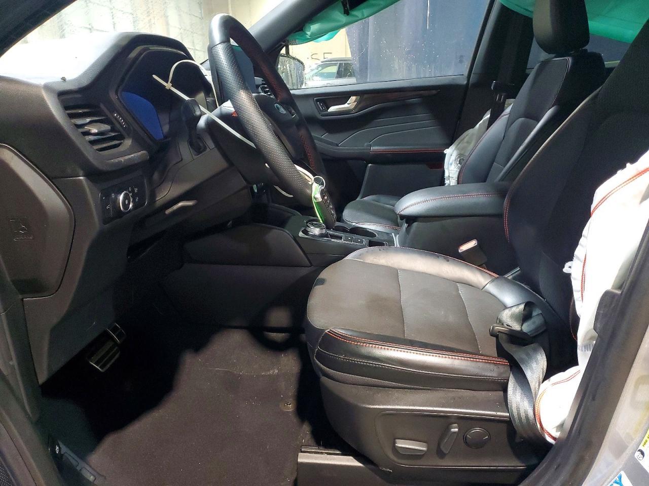 2023 Ford Escape St Line Elite - Фото 7