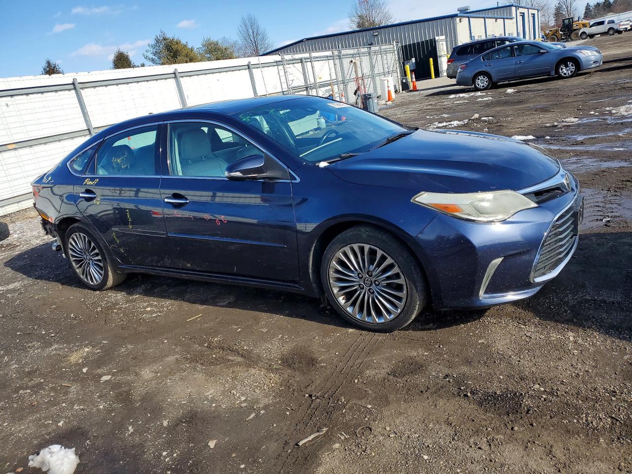 2016 Toyota Avalon Xle - Image 4