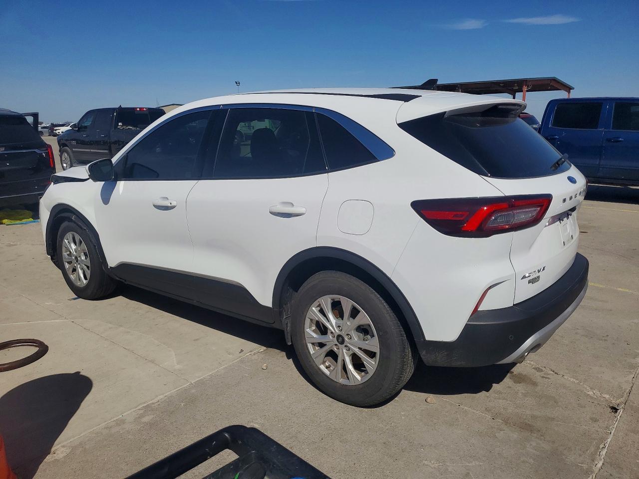 2024 Ford Escape Active - Фото 2