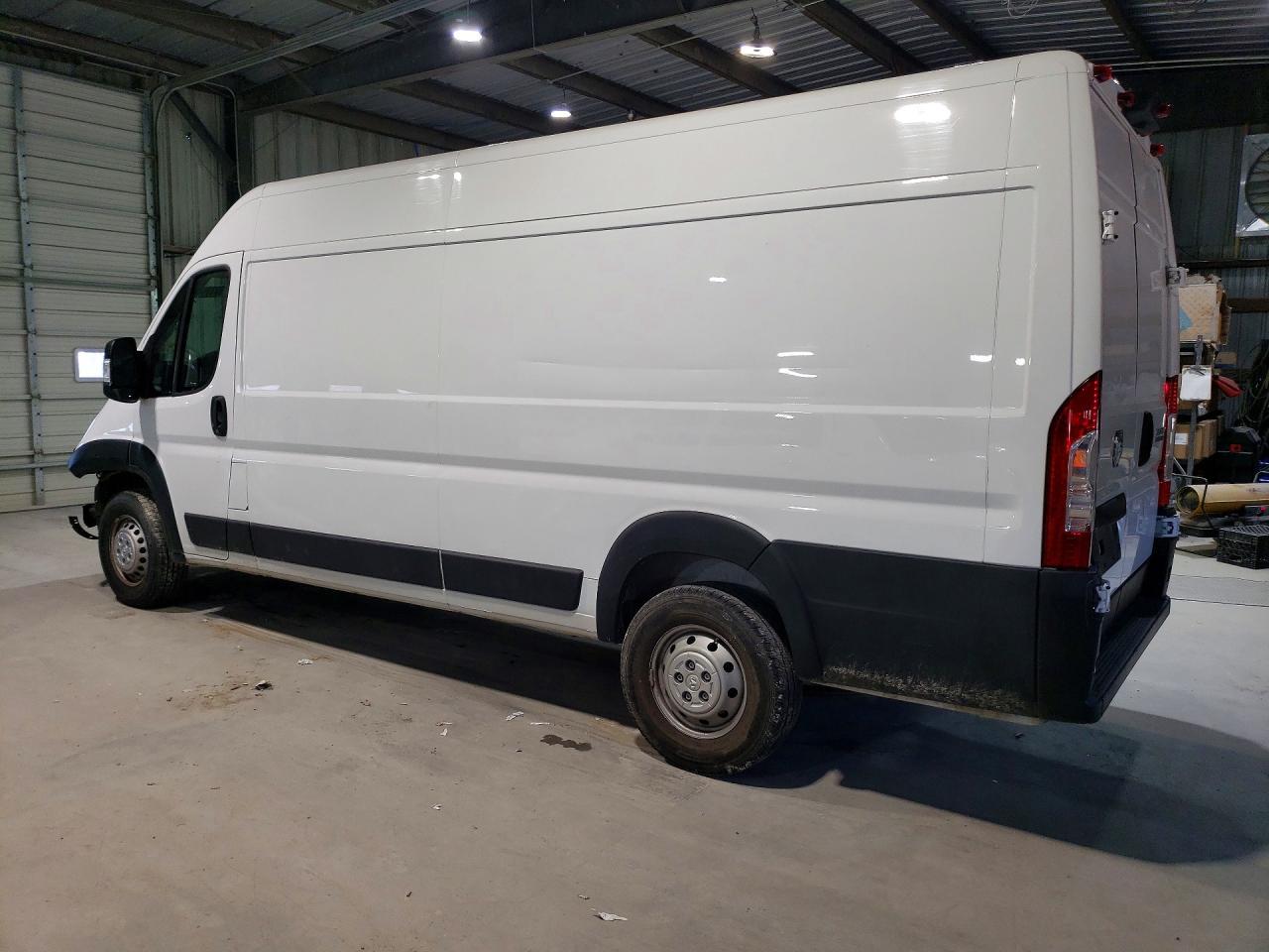 2023 Ram Promaster 3500 Delivery Van - Фото 2