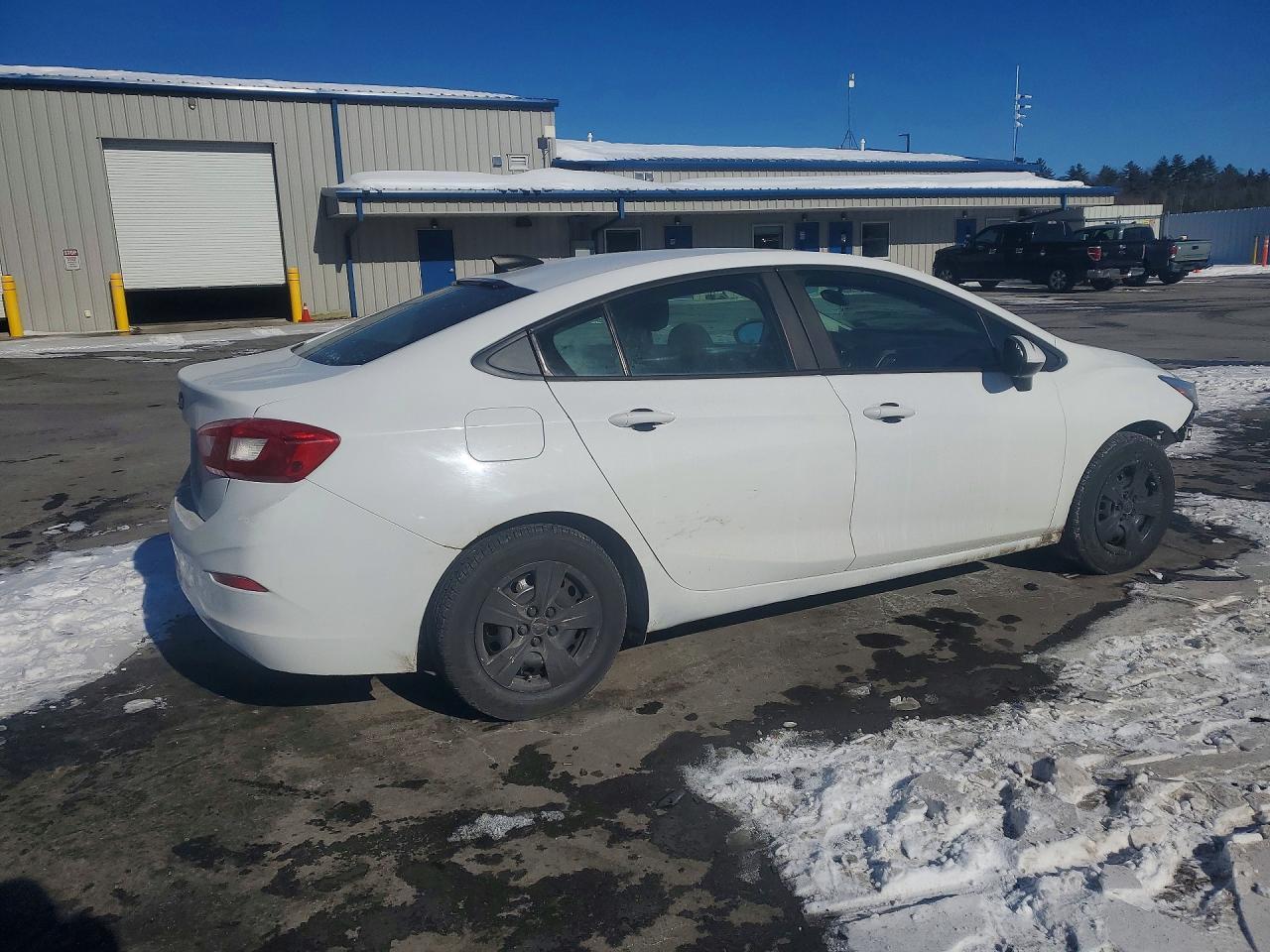 2017 Chevrolet Cruze Ls - Фото 3