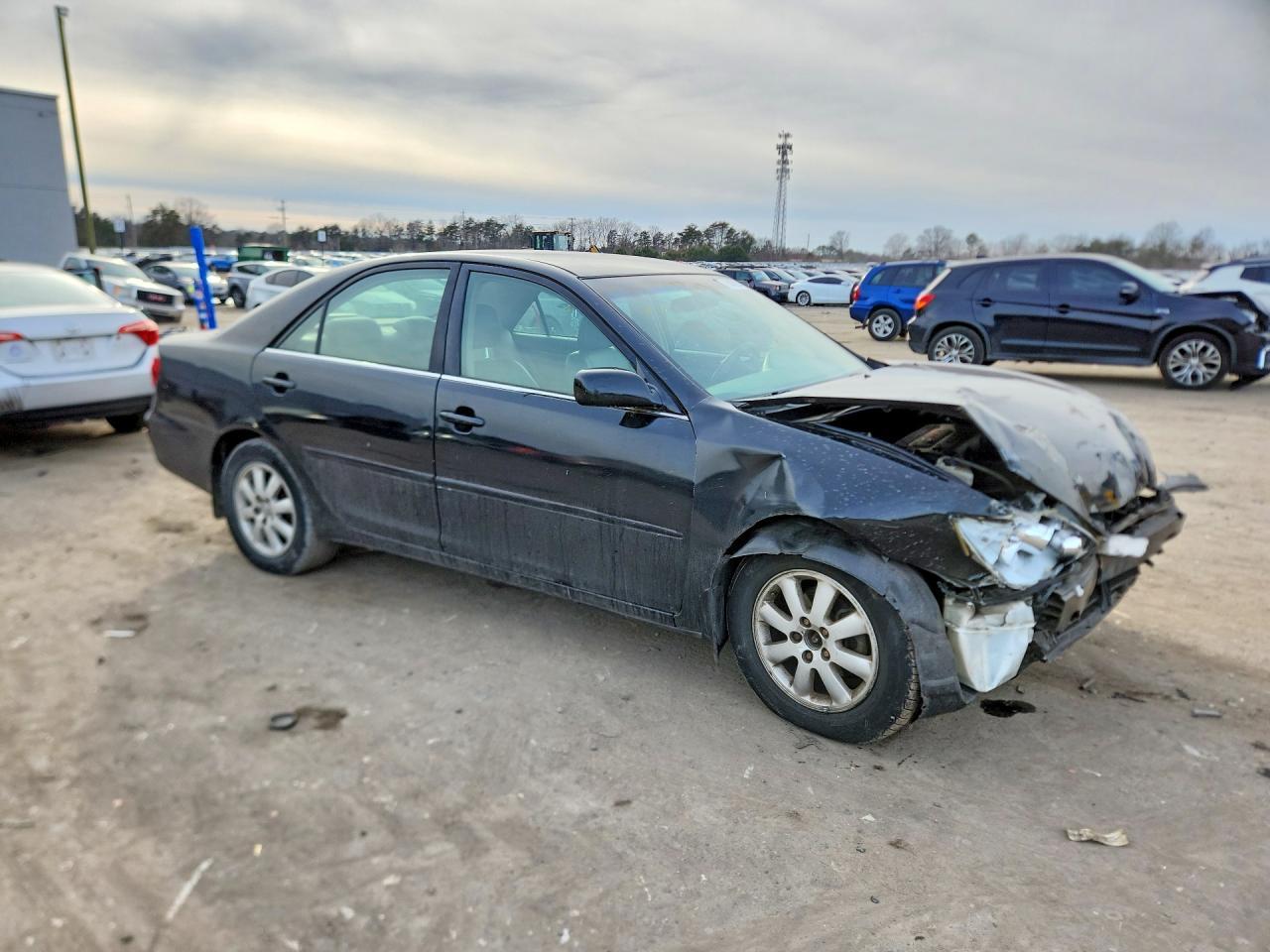 2005 Toyota Camry Le - Image 4