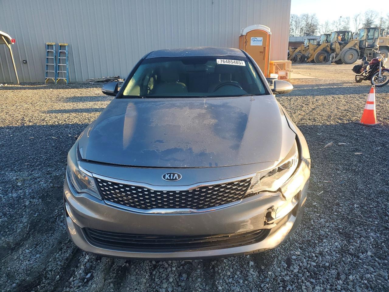 2018 Kia Optima Ex - Image 5
