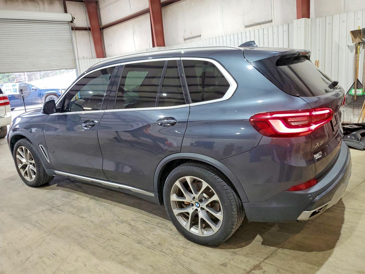 2019 BMW X5 xDrive40I - Фото 2