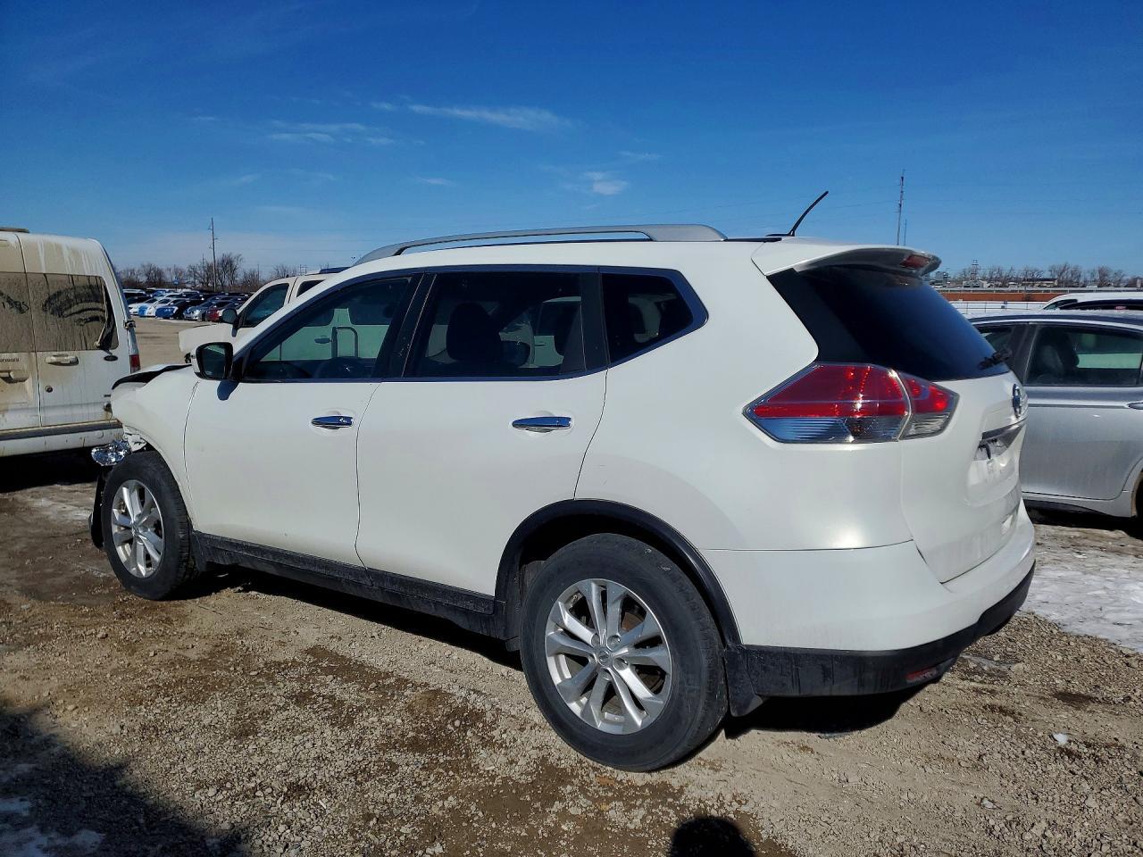 2014 Nissan Rogue Sv - Image 2