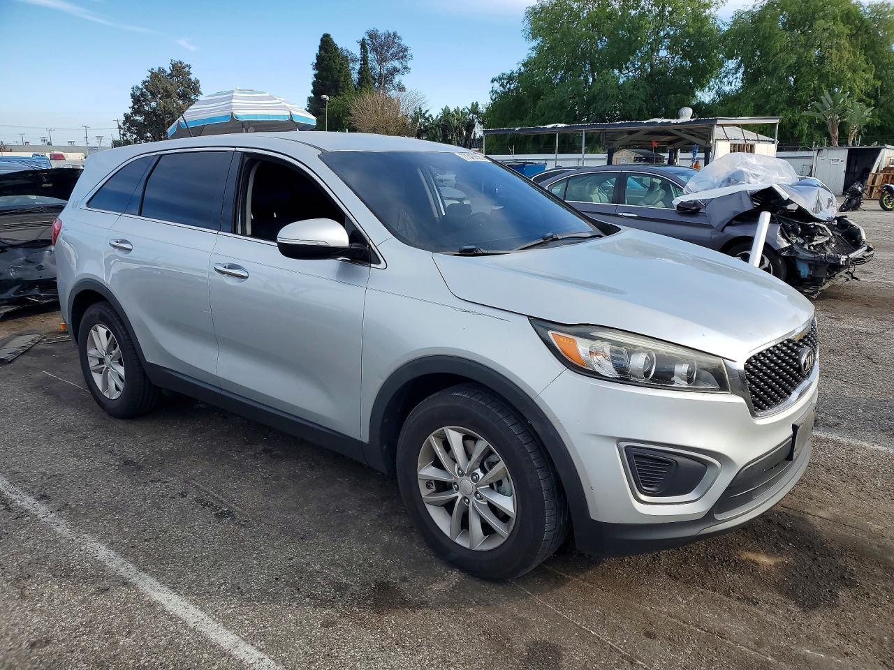 2016 Kia Sorento Lx - Фото 4