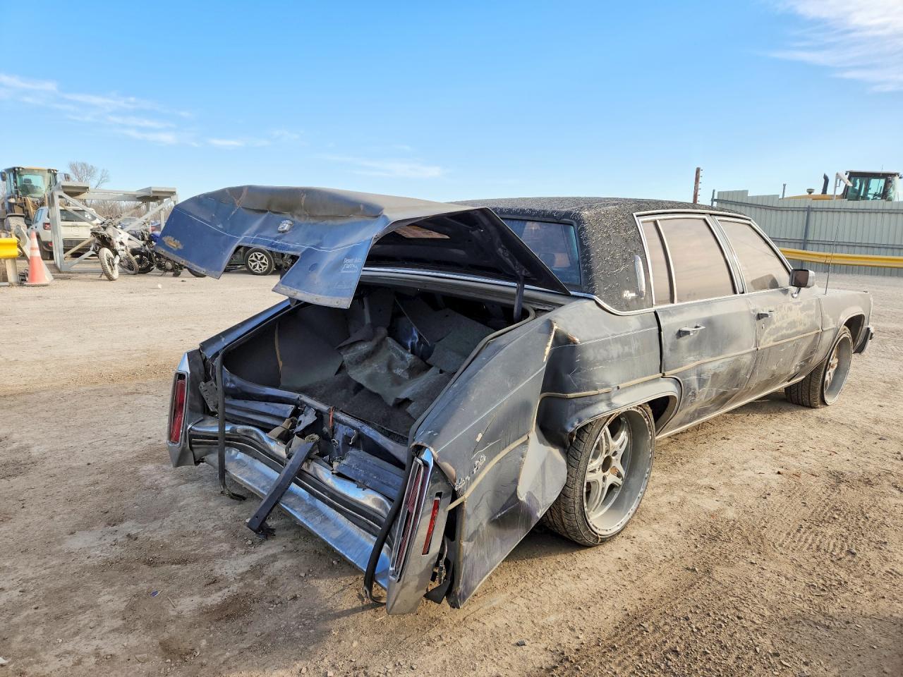 1984 Cadillac Deville - Image 3