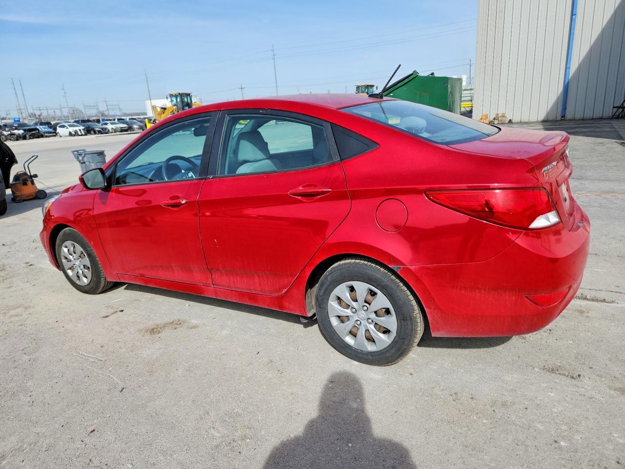 2017 Hyundai Accent Se - Фото 2
