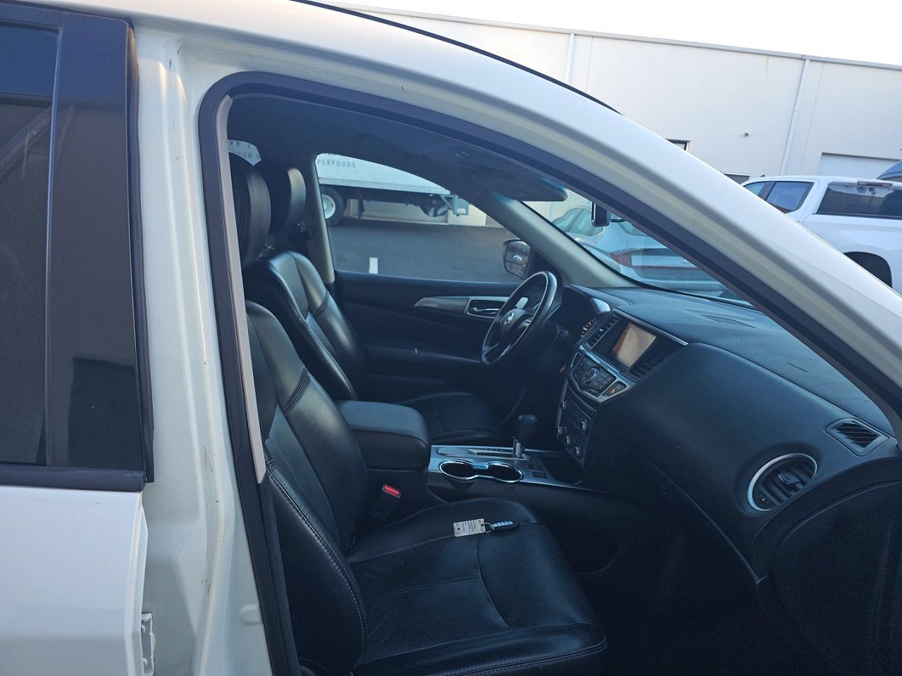 2018 Nissan Pathfinder S - Фото 5