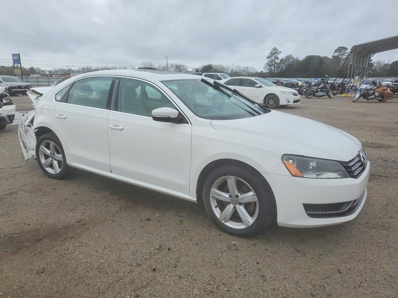 2013 Volkswagen Passat Se - Фото 4
