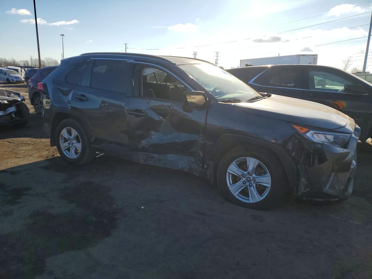 2019 Toyota Rav4 Xle - Фото 4