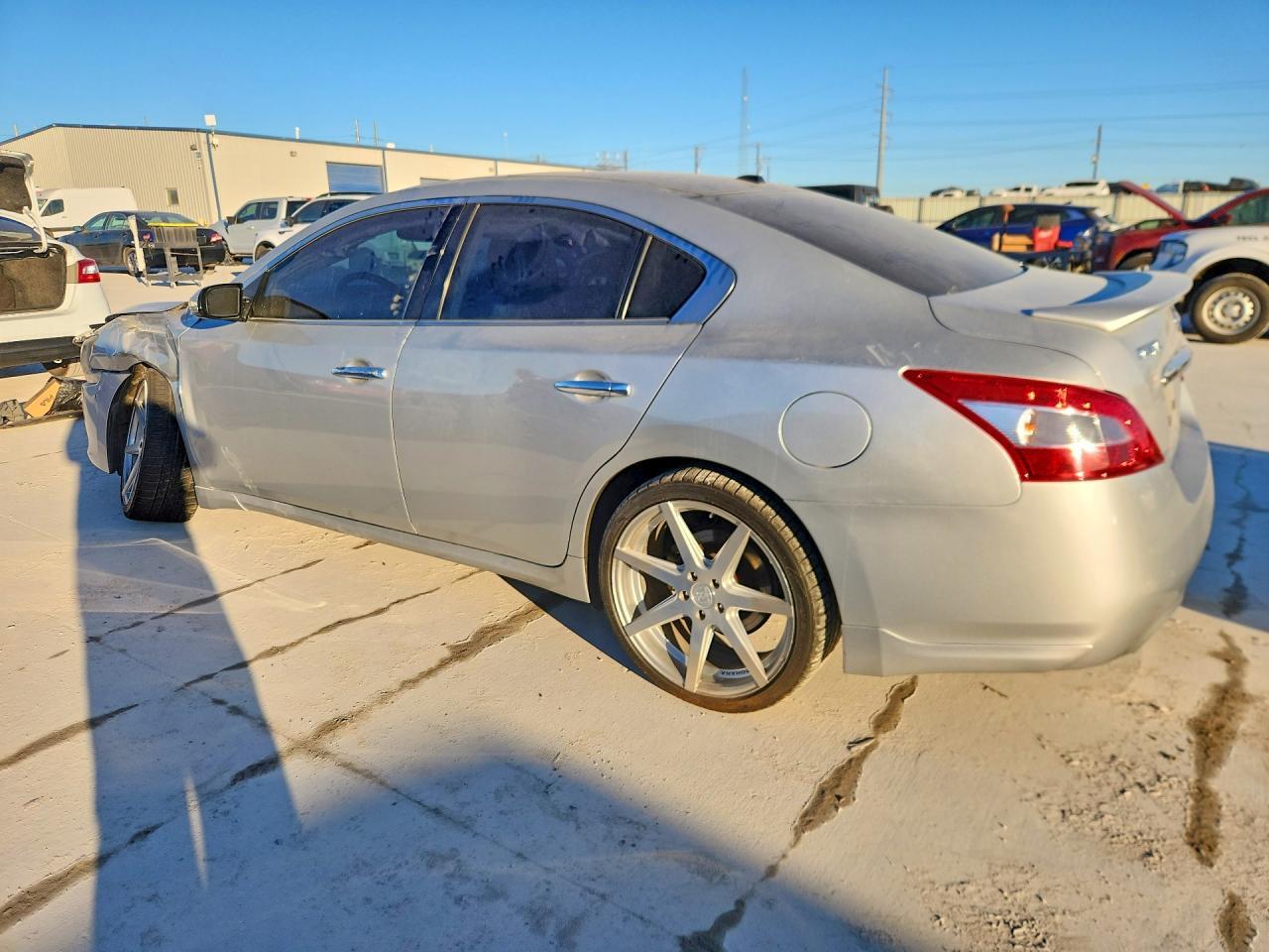2011 Nissan Maxima S - Фото 2