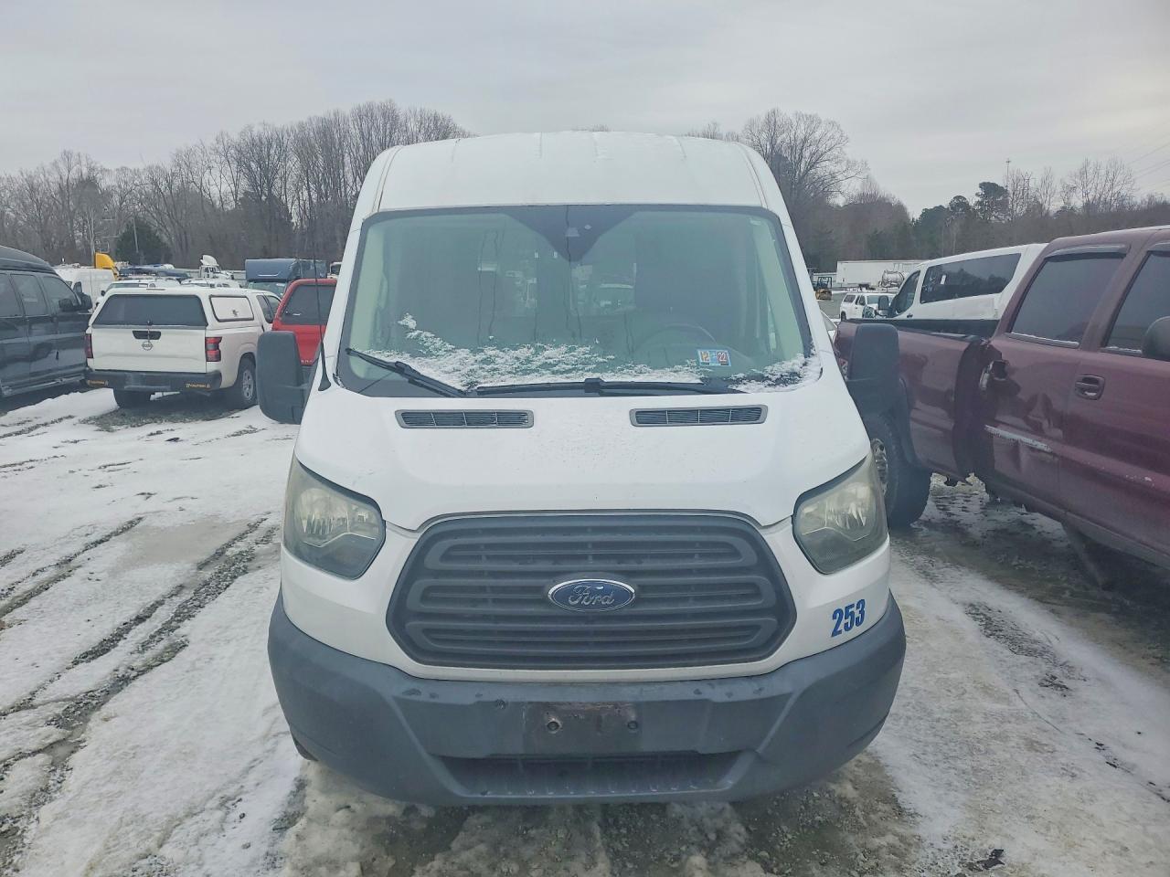 2016 Ford Transit 250 Delivery Van - Фото 5