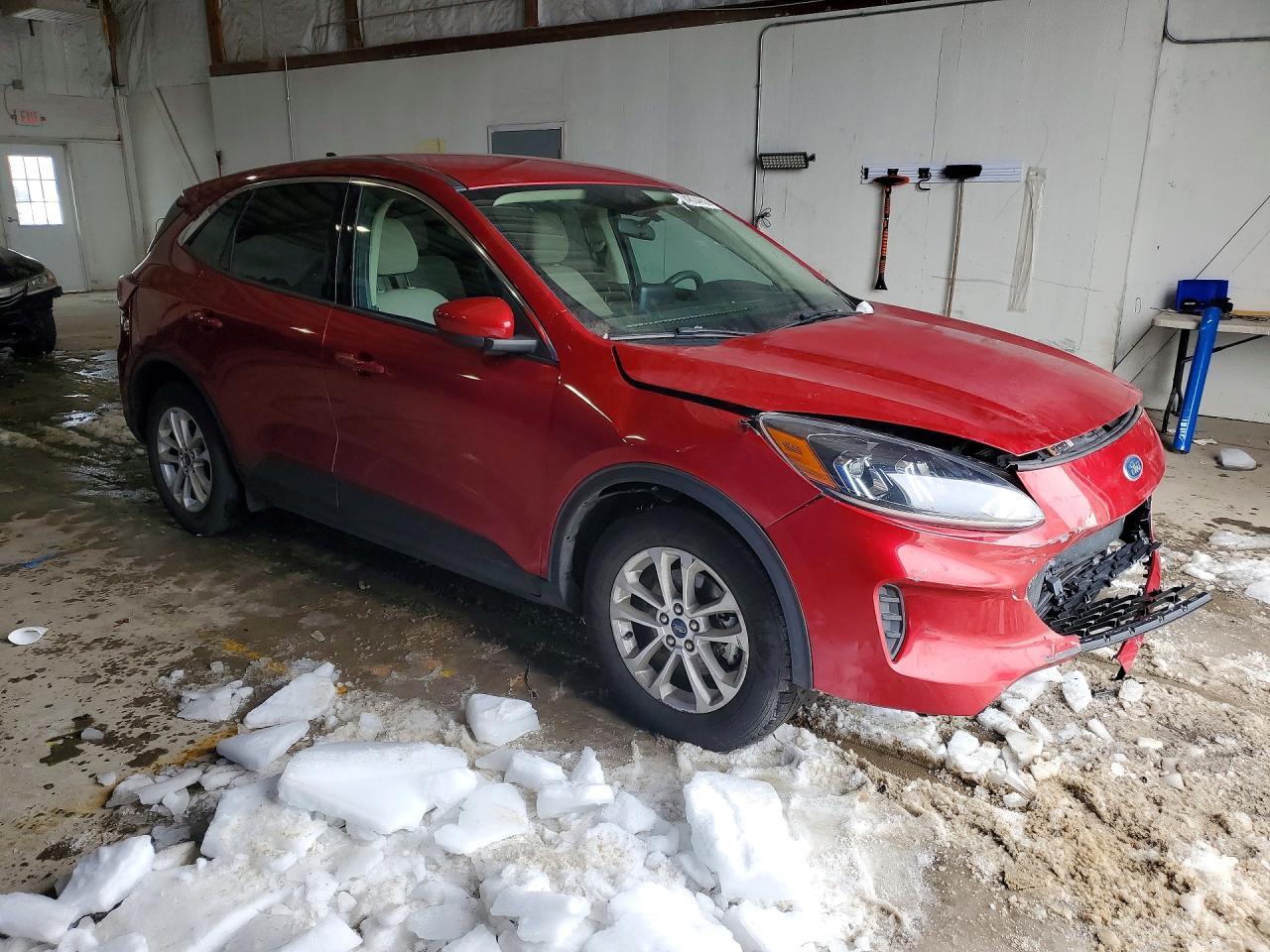 2020 Ford Escape Se - Фото 4