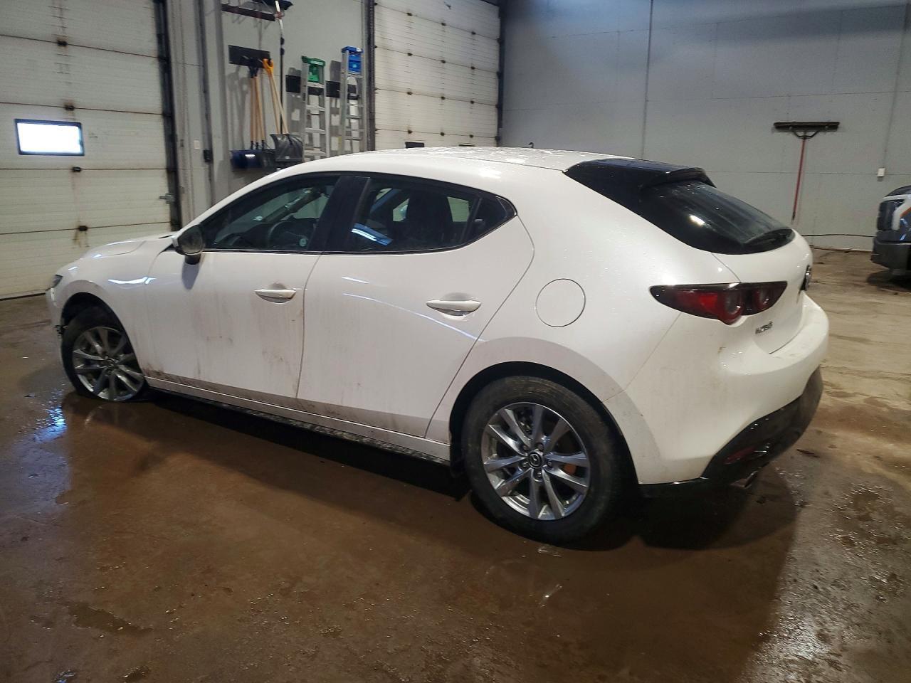 2025 Mazda 3 Select Sport - Фото 2