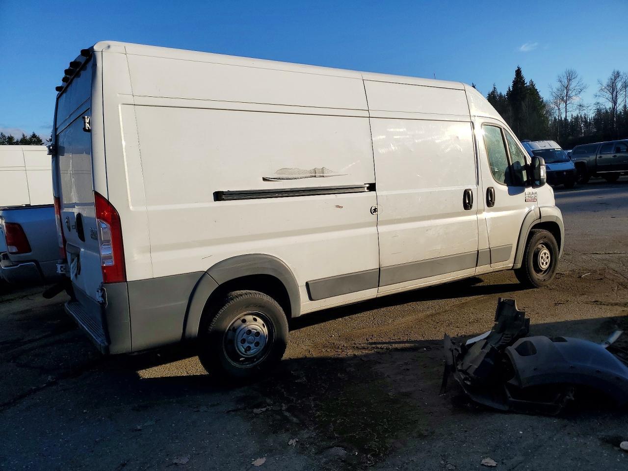 2017 Ram Promaster 2500 Delivery Van - Фото 3