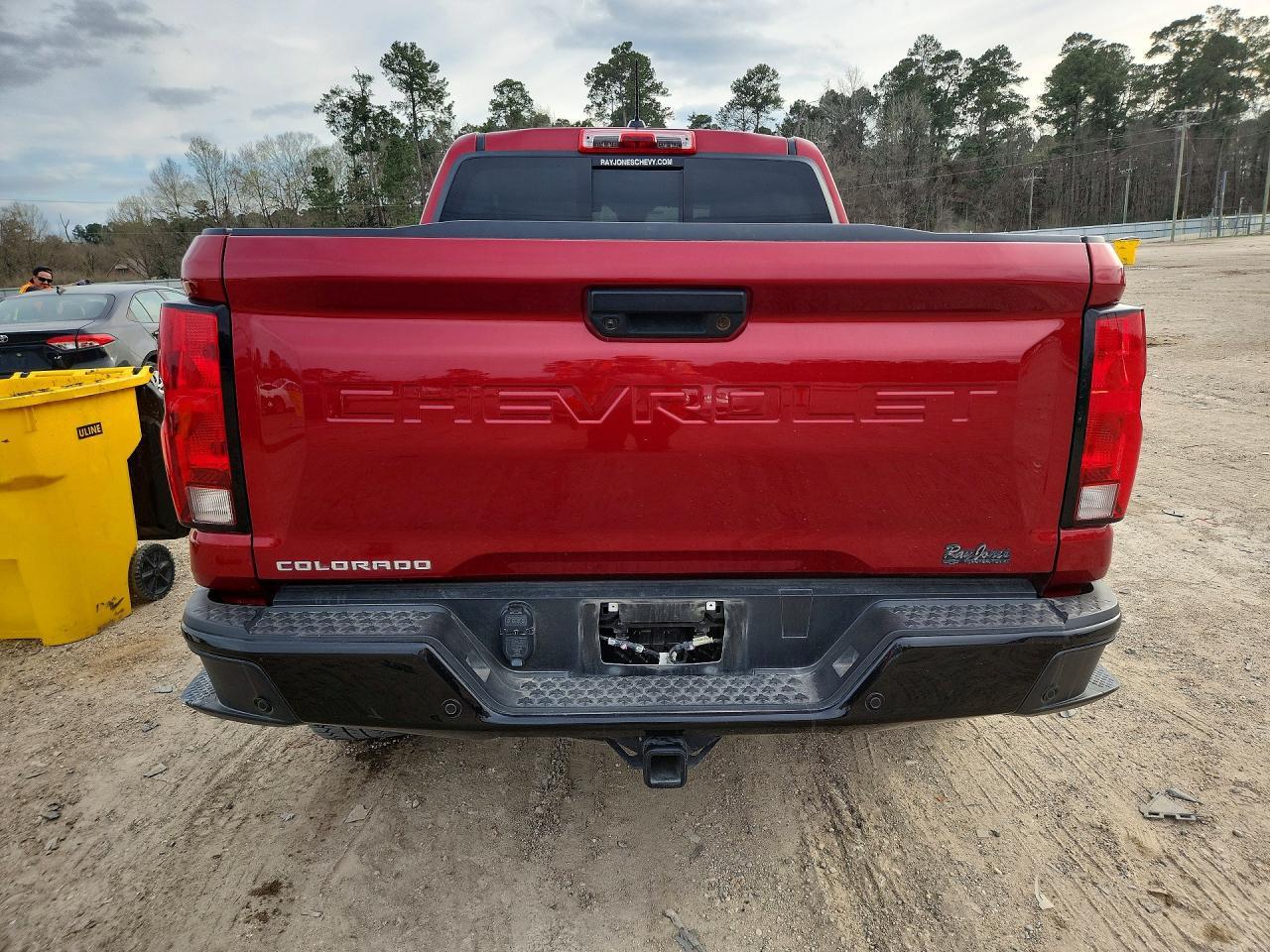 2025 Chevrolet Colorado Trail Boss - Image 6