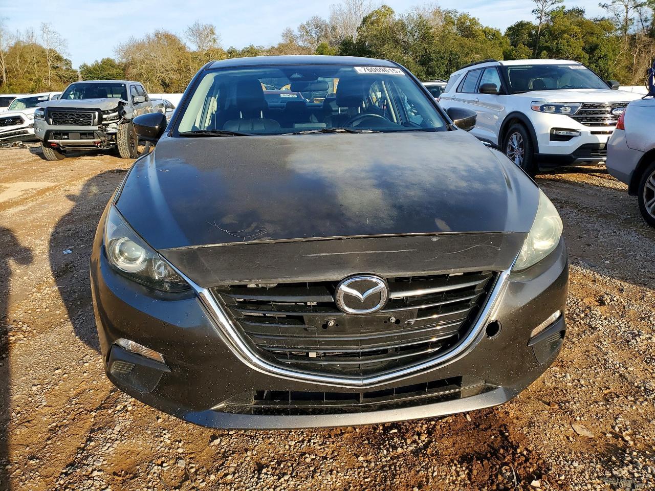 2017 Mazda 3 Touring - Image 5