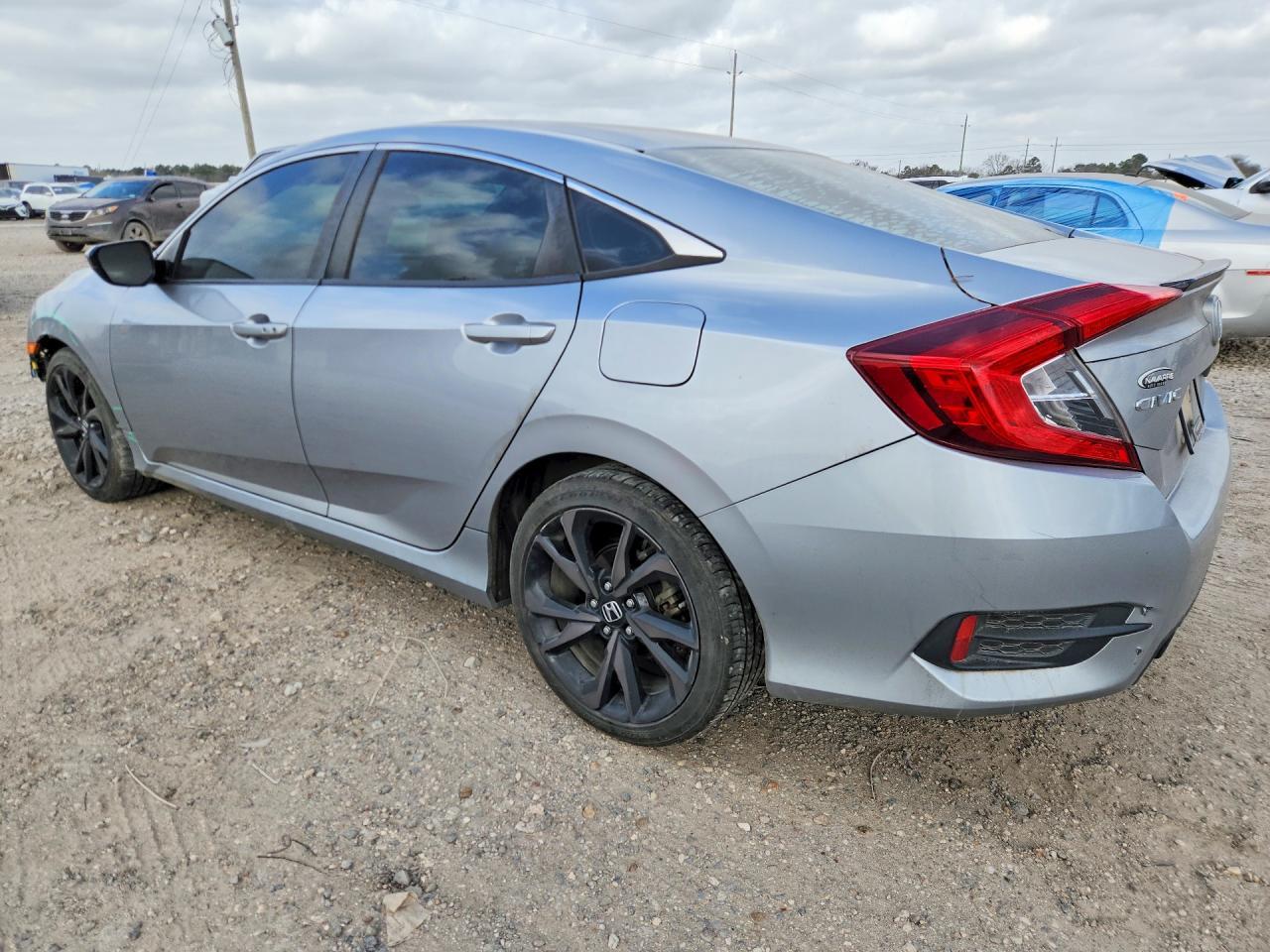 2019 Honda Civic Sport - Фото 2