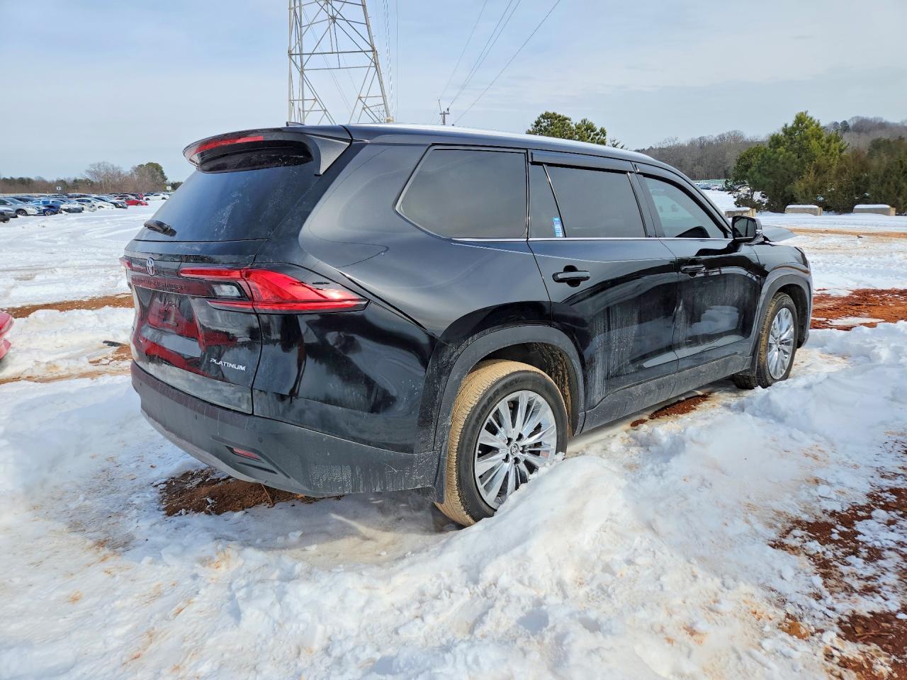2024 Toyota Grand Highlander Xle - Image 3