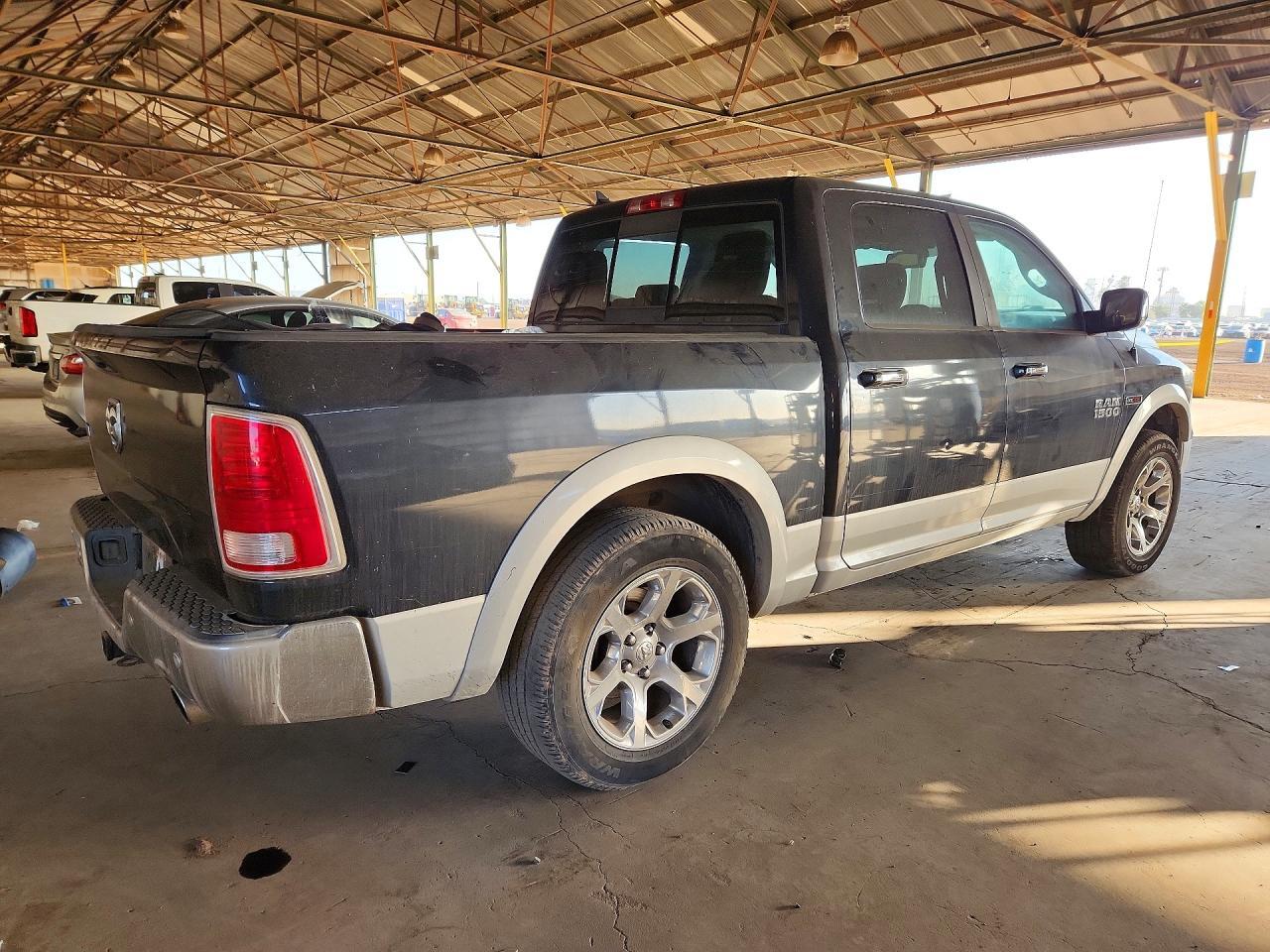 2015 Ram 1500 Laramie - Фото 3