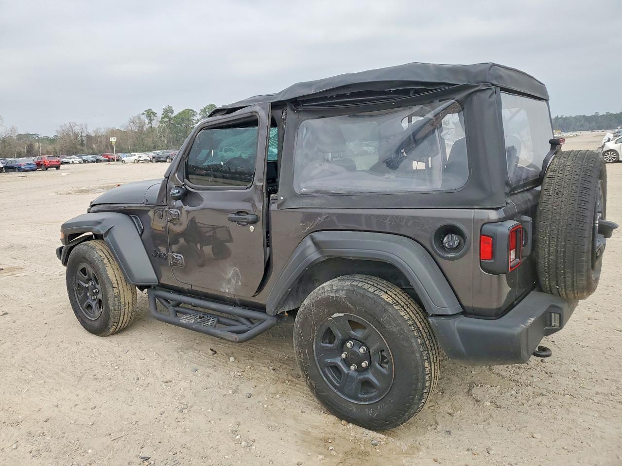 2025 Jeep Wrangler Sport - Фото 2