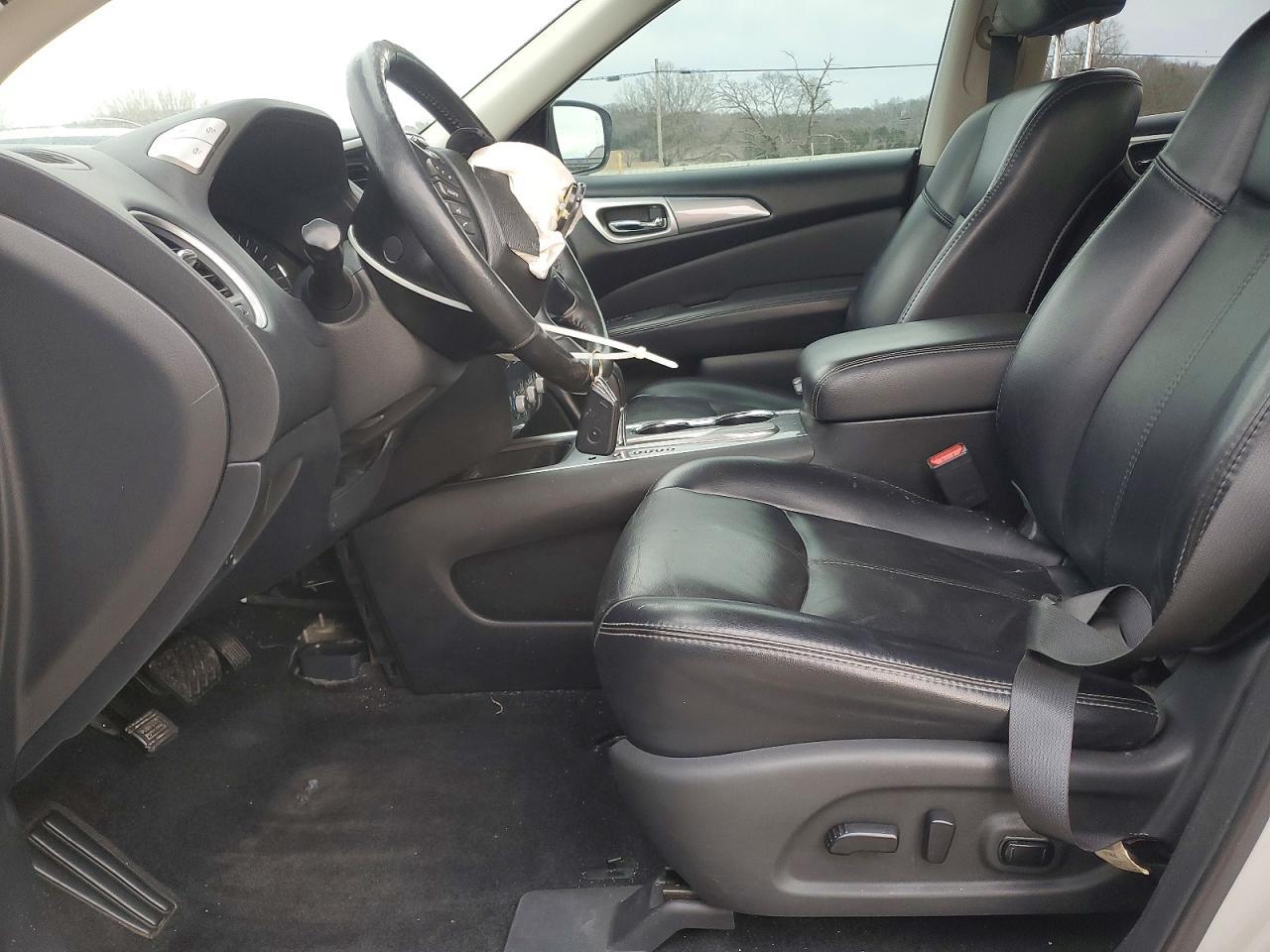 2019 Nissan Pathfinder S - Image 7