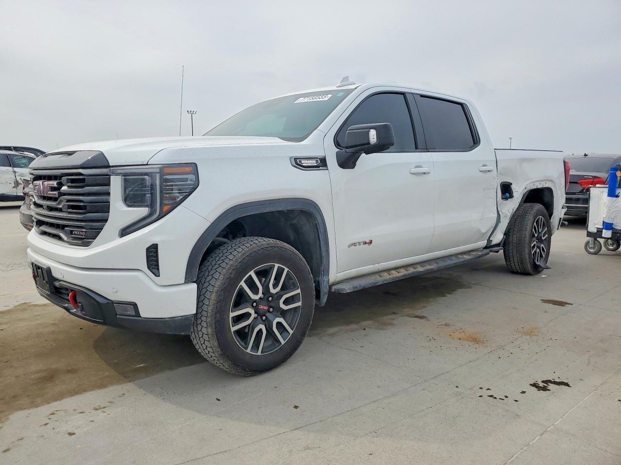 2025 GMC Sierra K1500 At4