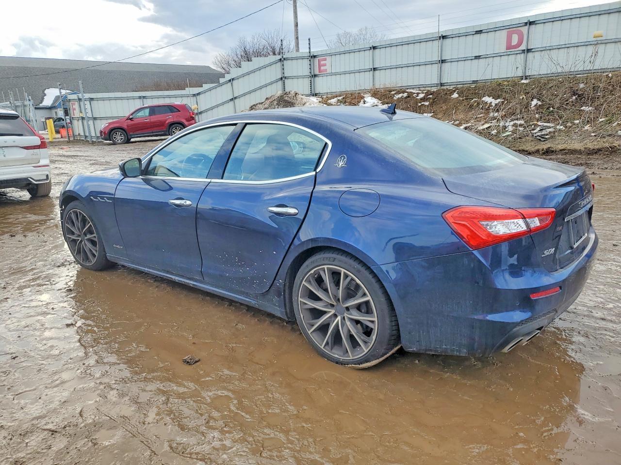 2019 Maserati Ghibli S - Фото 2