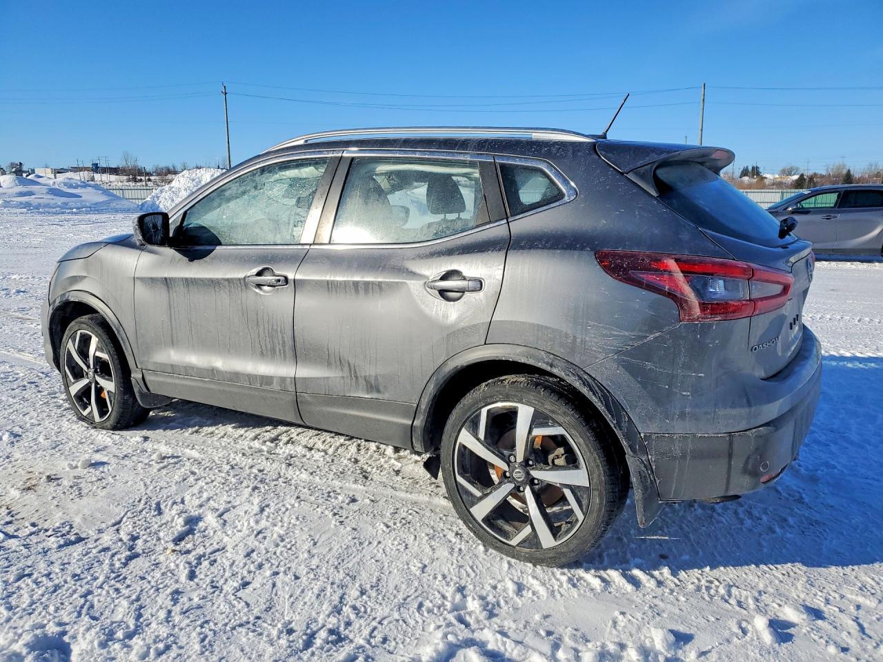 2021 Nissan Rogue Sport Sv - Image 2