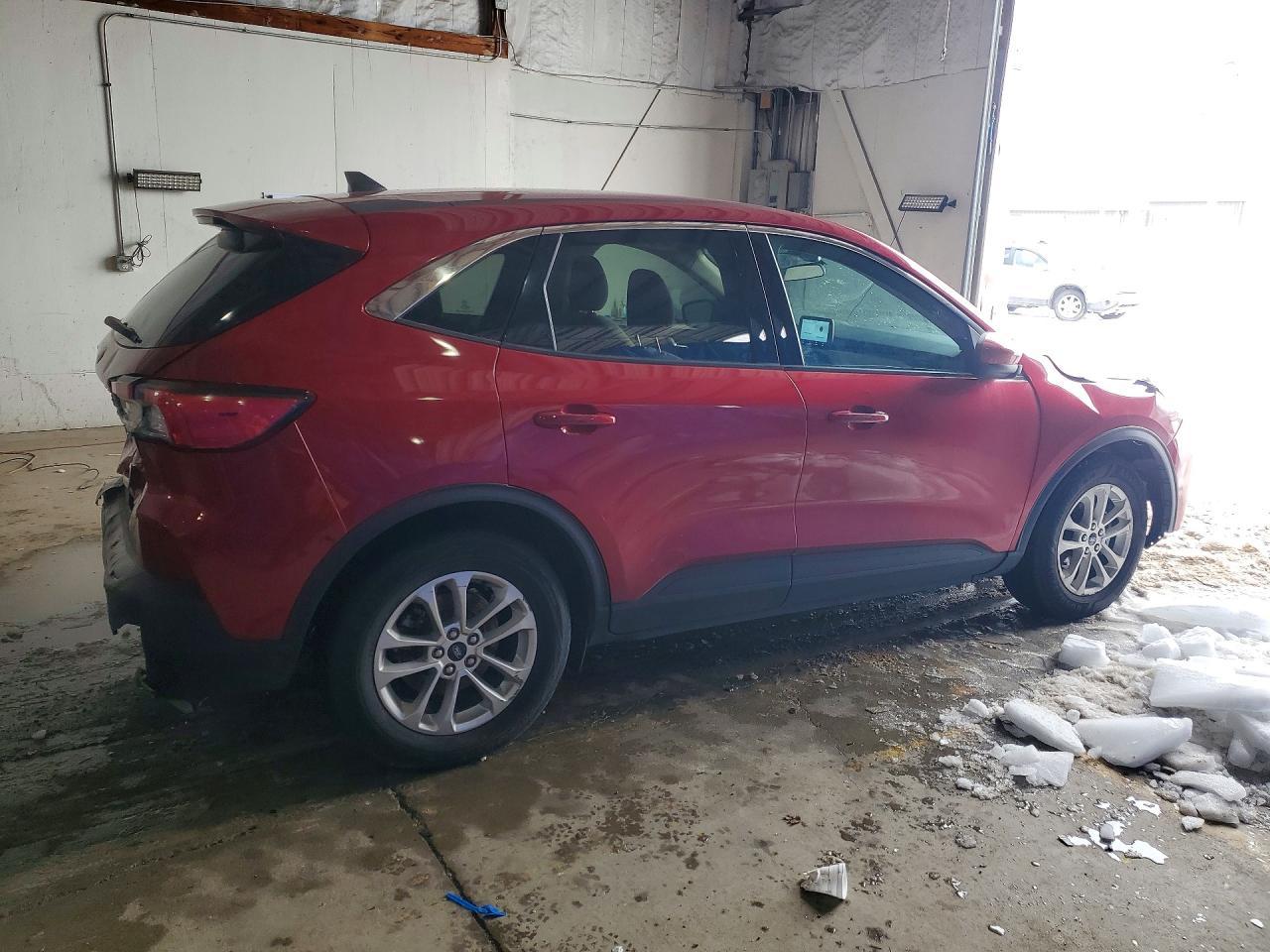 2020 Ford Escape Se - Фото 3