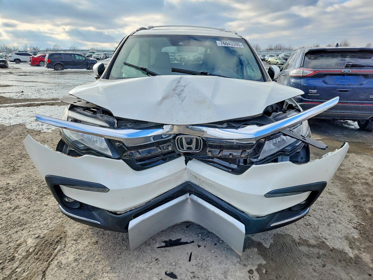 2019 Honda Pilot Touring - Image 5