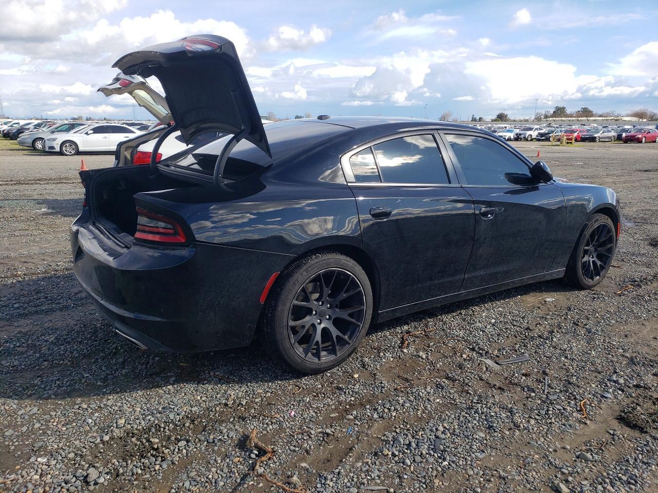 2020 Dodge Charger Sxt - Фото 3