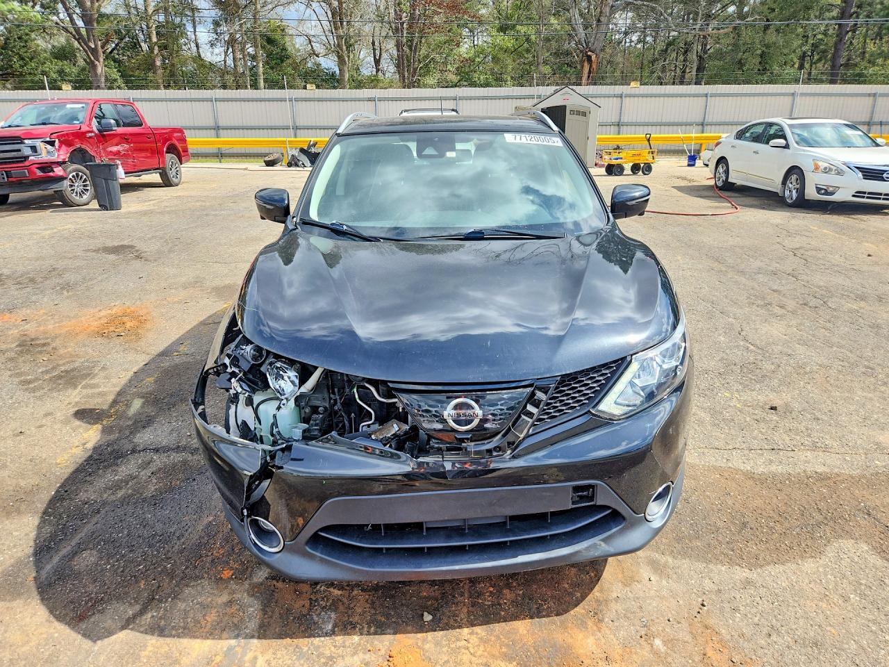 2017 Nissan Rogue Sport S - Image 5