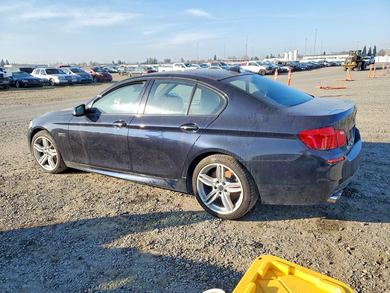 2013 BMW 550 Xi - Фото 2