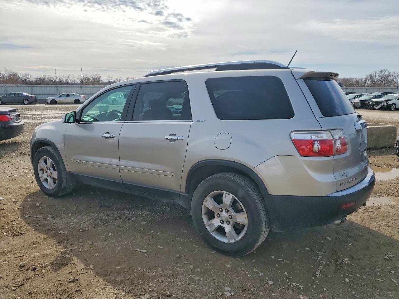 2007 GMC Acadia Slt-2 - Image 2
