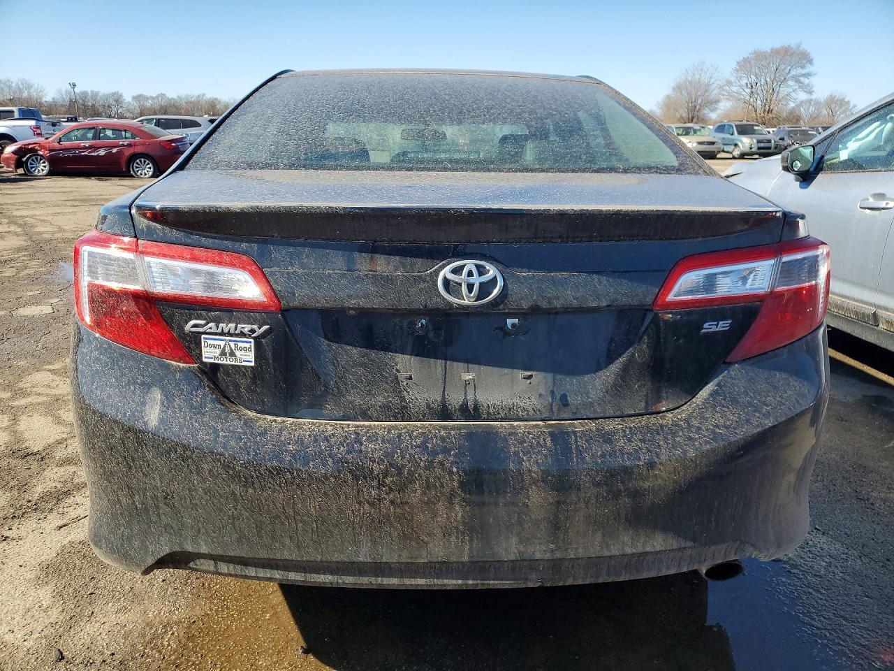 2014 Toyota Camry Se Sport - Image 6