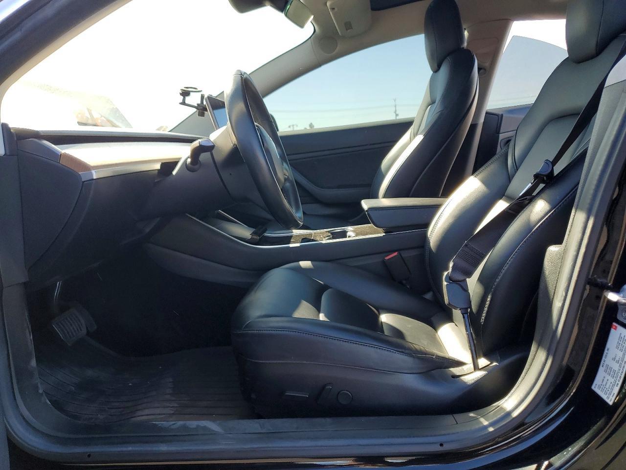2018 Tesla Model 3 - Image 7