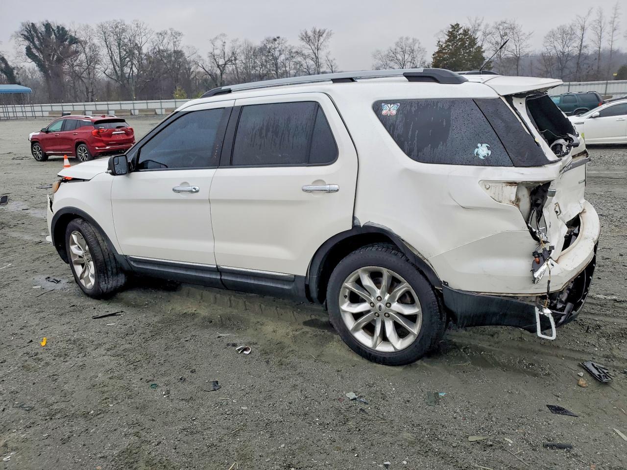 2014 Ford Explorer Xlt - Image 2