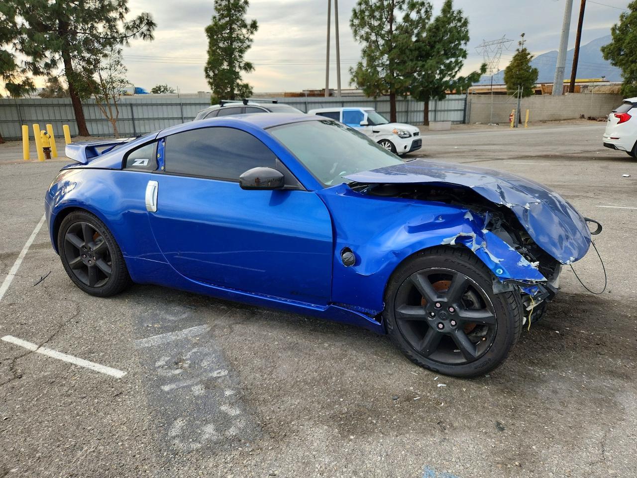 2004 Nissan 350Z Coupe - Image 4