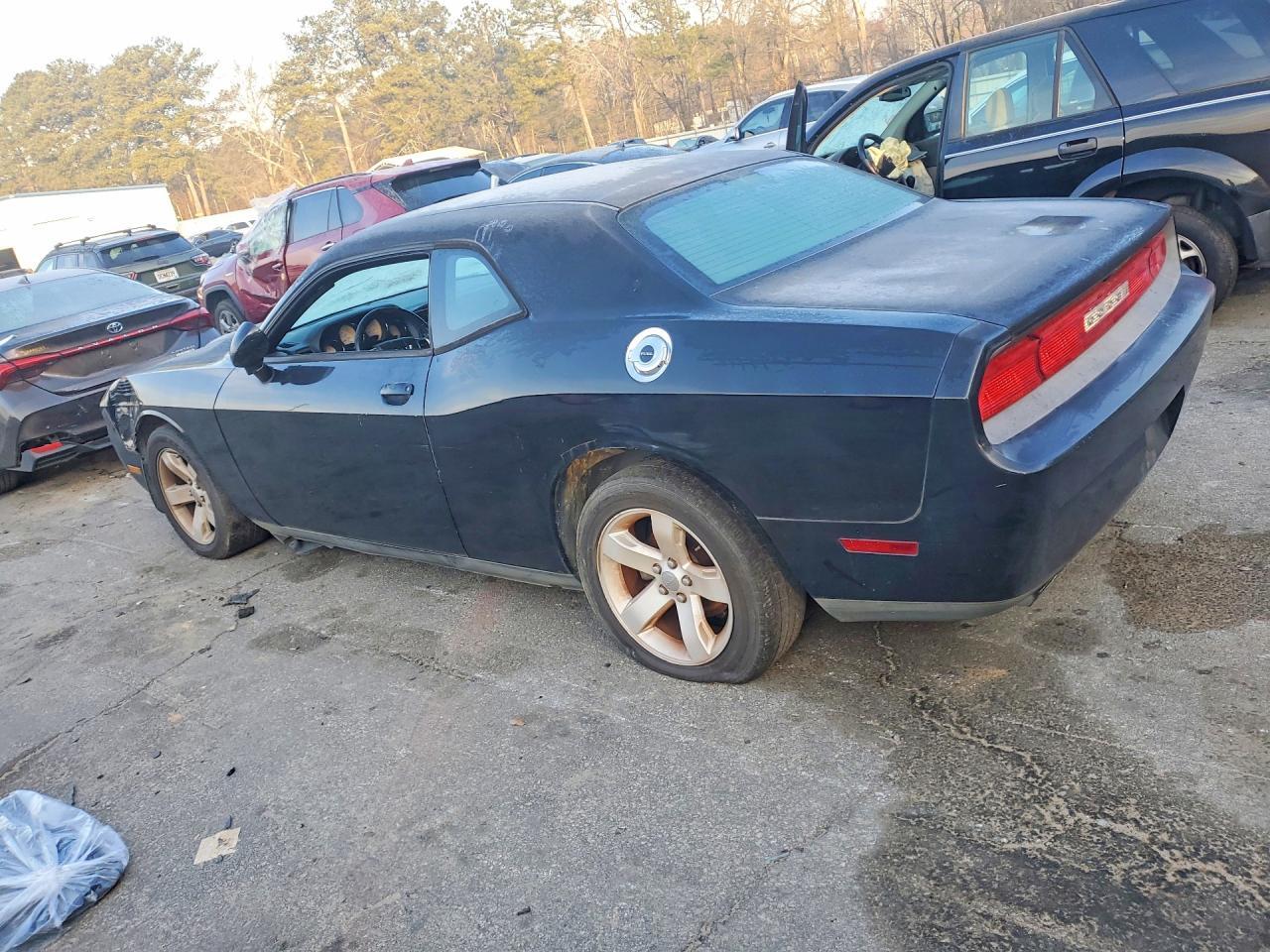 2012 Dodge Challenger Sxt - Фото 2